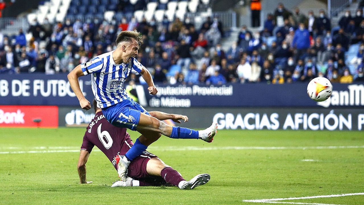 Paulino de la Fuente apunta al partido del Real Oviedo frente al Levante